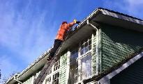 Spring evestrough cleaning - Photo 4