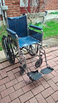 Wheelchair folding transport.