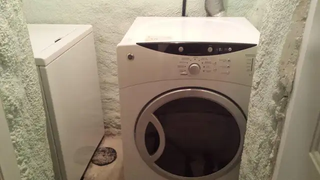 Chambre style loft, Gatineau près Aéroport, tout inclus - Photo 8