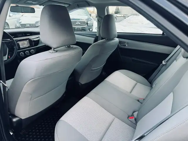 2014 Toyota Corolla 4dr Sdn CVT LE - Photo 6