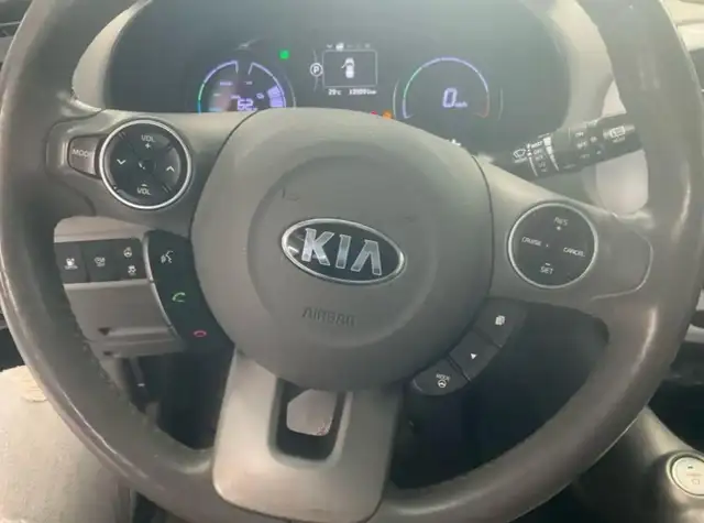 2017 KIA SOUL EV 100% ELECTRIC - Photo 9