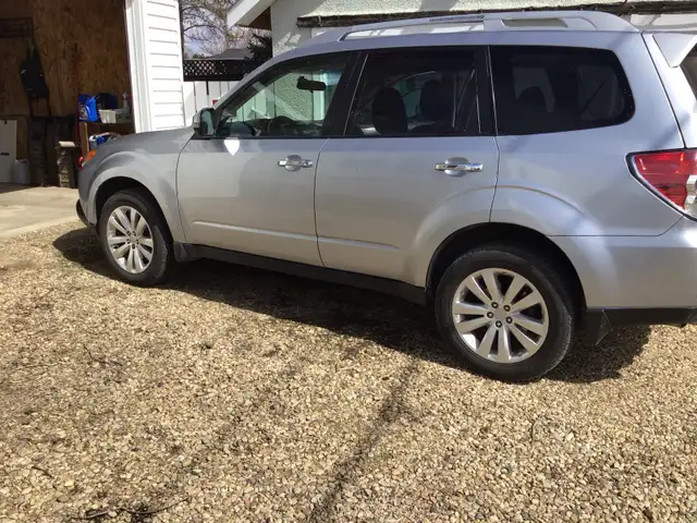 2012 Subaru forester - Photo 3