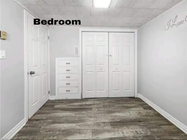 hous for rent in Hamilton - Photo 9