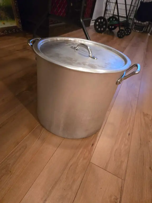 Stock Pot