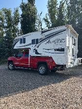 2015 Northwood Arctic Fox 811 Truck Camper
