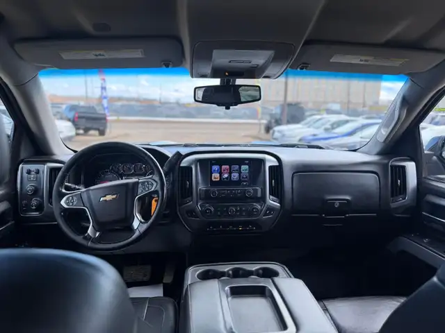 2017 CHEVROLET SILVERADO 1500 LTZ Z71 – 5.3L V8 – 4X4 – CREW CAB - Photo 18