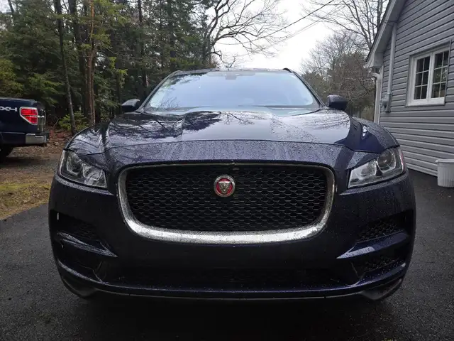 2017 Jaguar F-pace 35t - Photo 3