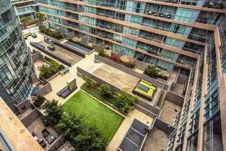 Stunning 1 BDRM w/Balcony, Parking, & Storage - DowntownToronto - Photo 8
