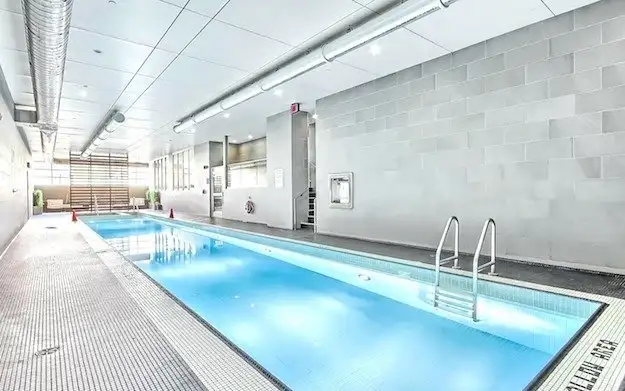 Stunning 1 BDRM w/Balcony, Parking, & Storage - DowntownToronto - Photo 10