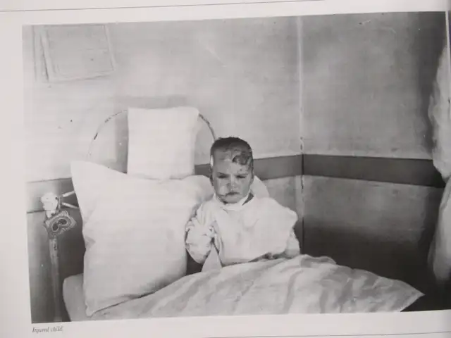 HALIFAX, THE FIRST 250 YEARS by Judith Fingard - 1999 - Photo 8