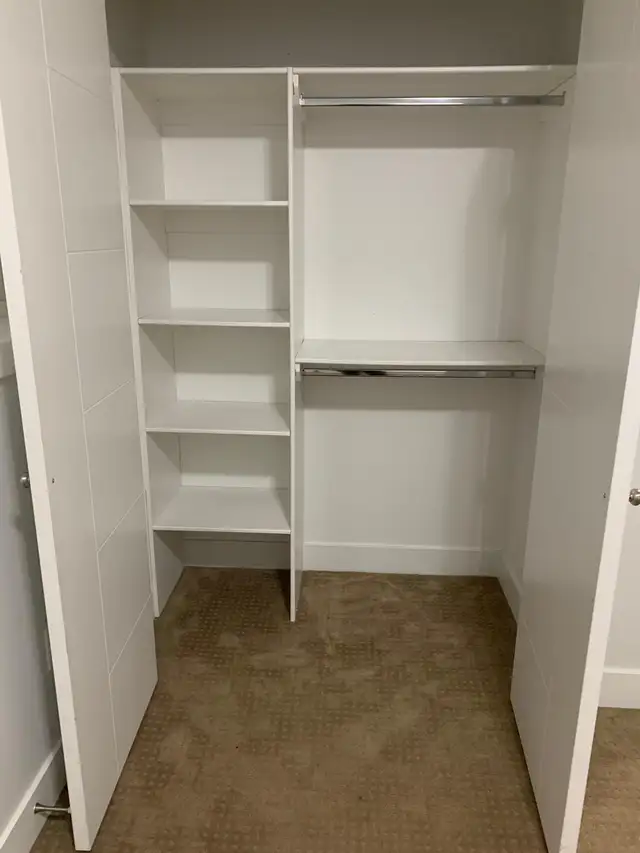 Two Bedroom Legal Basement for rent in Hampton Village - Photo 2