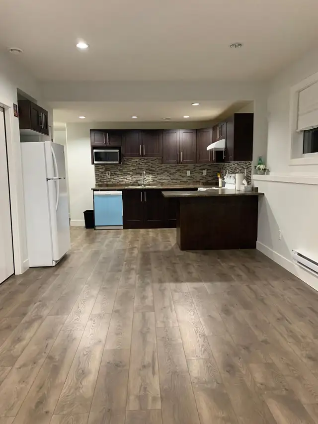 Two Bedroom Legal Basement for rent in Hampton Village - Photo 9