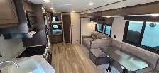 2021 JAYCO 284BHS-BUNK HOUSE-SLEEPS9-OUTSIDE KITCHEN-6600LB-MINT