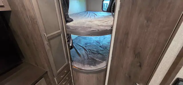 2021 JAYCO 284BHS-BUNK HOUSE-SLEEPS9-OUTSIDE KITCHEN-6600LB-MINT - Photo 9