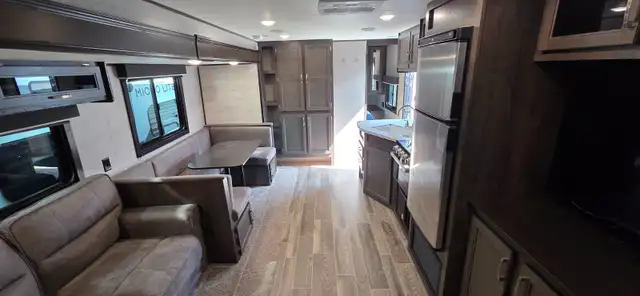 2021 JAYCO 284BHS-BUNK HOUSE-SLEEPS9-OUTSIDE KITCHEN-6600LB-MINT - Photo 16