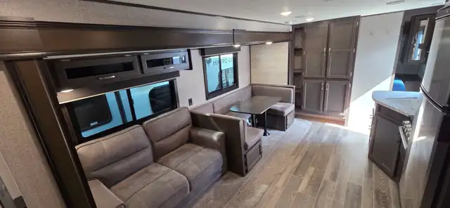 2021 JAYCO 284BHS-BUNK HOUSE-SLEEPS9-OUTSIDE KITCHEN-6600LB-MINT - Photo 17