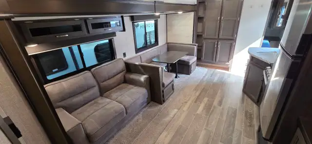 2021 JAYCO 284BHS-BUNK HOUSE-SLEEPS9-OUTSIDE KITCHEN-6600LB-MINT - Photo 18