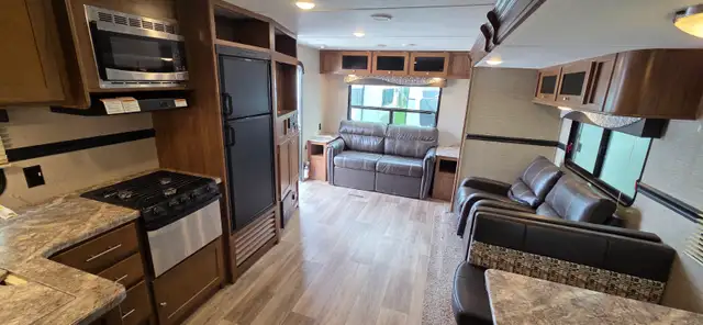 2018 DUTCHMAN ASPEN TRAIL LIVE LARGE 2860RLS-SLEEPS6-7280LB-MINT - Photo 14