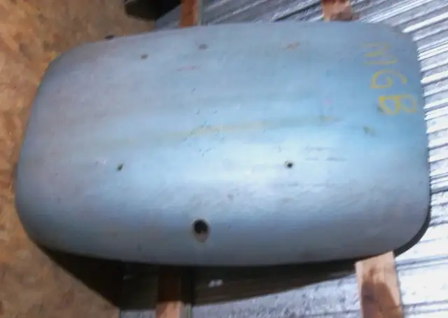 Barn find vintage MGB trunk lid ...... nice original - Photo 2