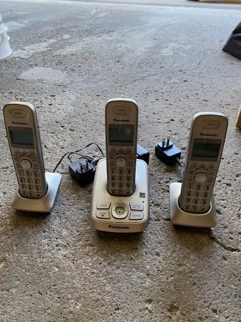 Analog Home Wireless Phones