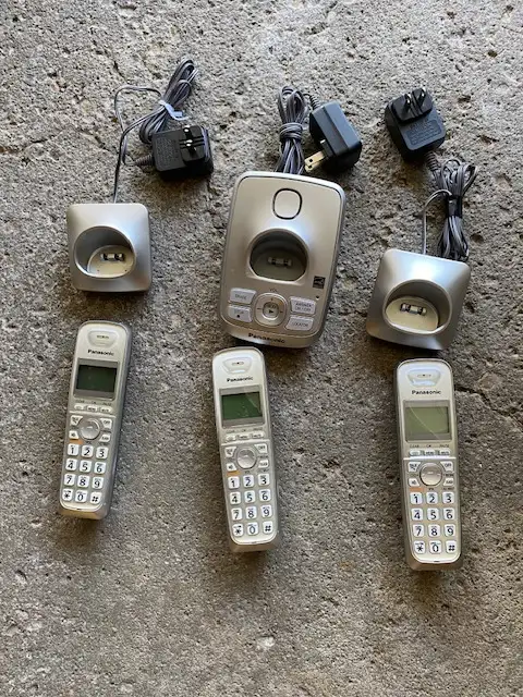 Analog Home Wireless Phones - Photo 2