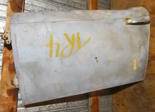 Vintage TR4 and TR4A doors ...... nice originals - Photo 3