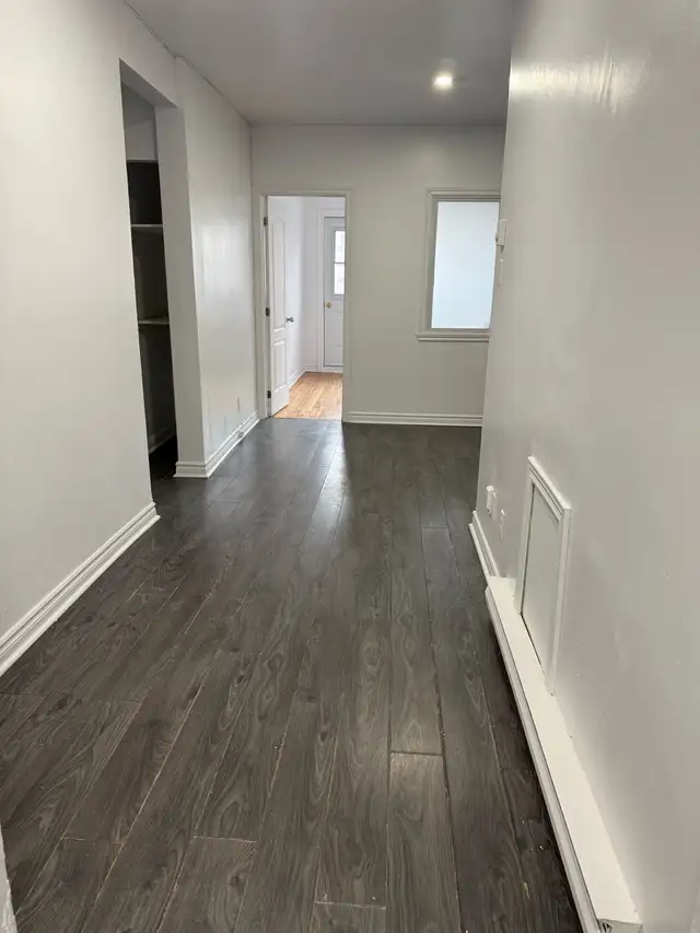 Newly renovated 4 1/2 close to Namur metro - Photo 2