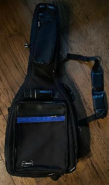 Voyager Guitar Carrier