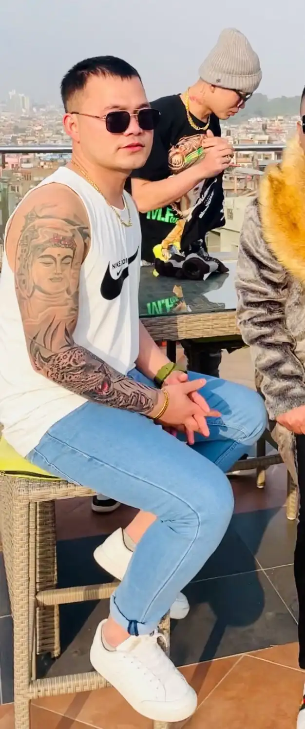 seeking  job - Photo 2