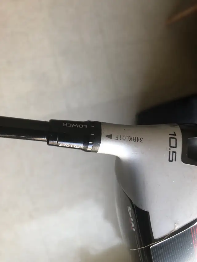 Taylor Made left 10.5  degree driver