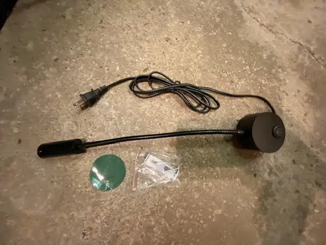 DESK or WALL  FLEXIBLE  "LED "LIGHT - Photo 3