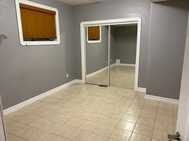 Summerside - Walkout 1 Bdrm Basement Suite - all utilities incl - Photo 6