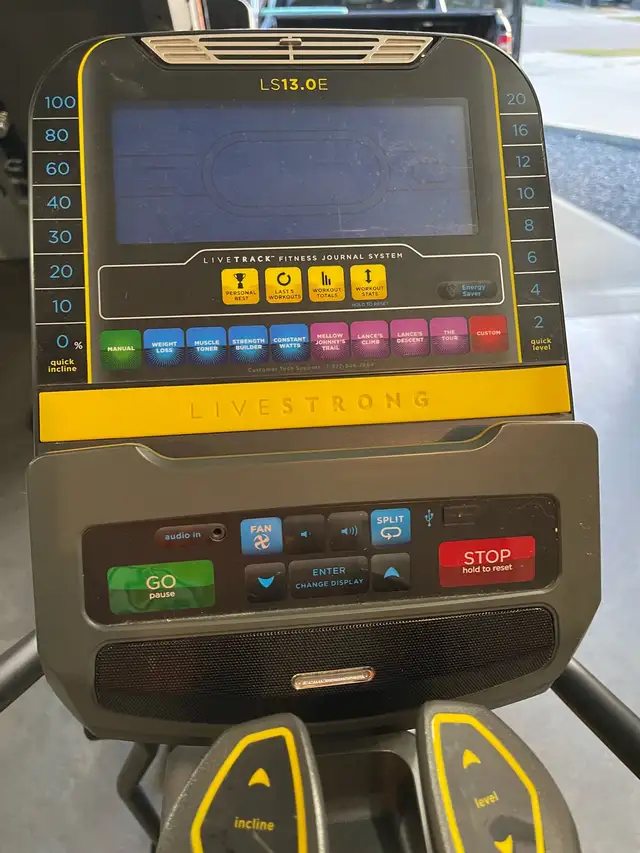 Elliptical Livestrong 13.0E - Photo 2