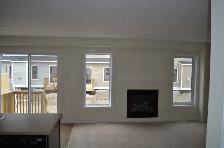 3 Bed / 2.5 Bath End-Unit Townhouse for Rent in Barrhaven - Photo 5