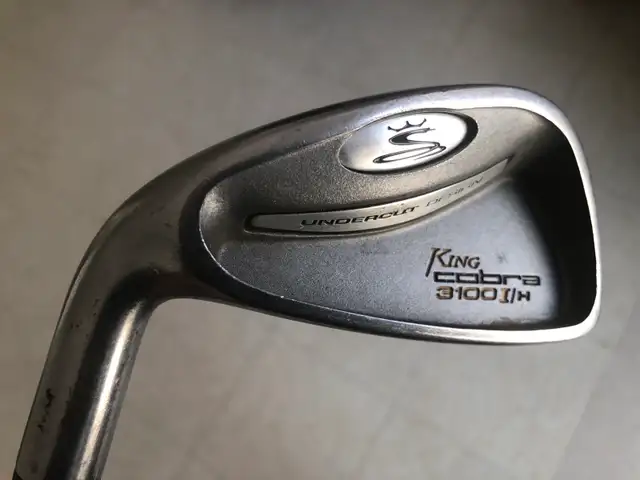King Cobra left golf club
