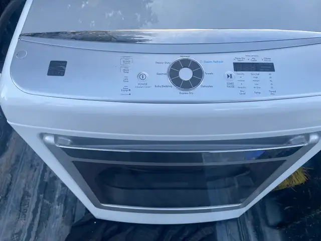 washer and dryer - Photo 3