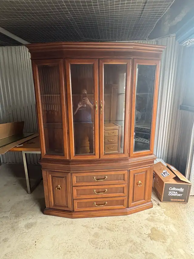Free delivery used Wooden China Cabinet with Glass Doors - Photo 4