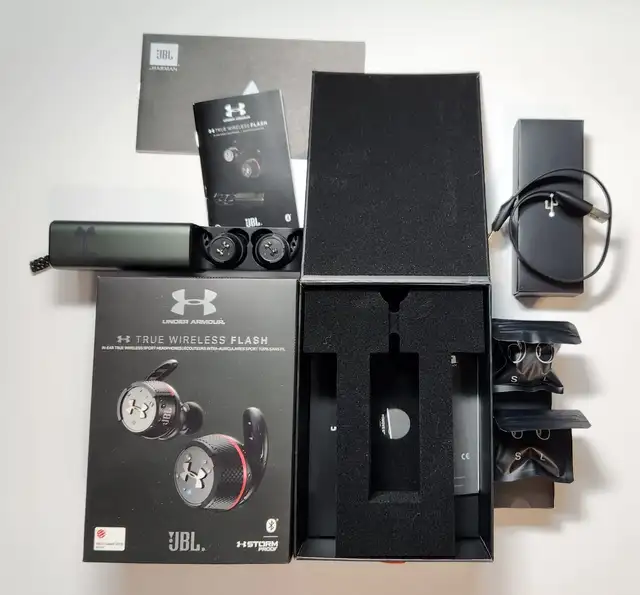 Under Armour: JBL Earbuds - Photo 2