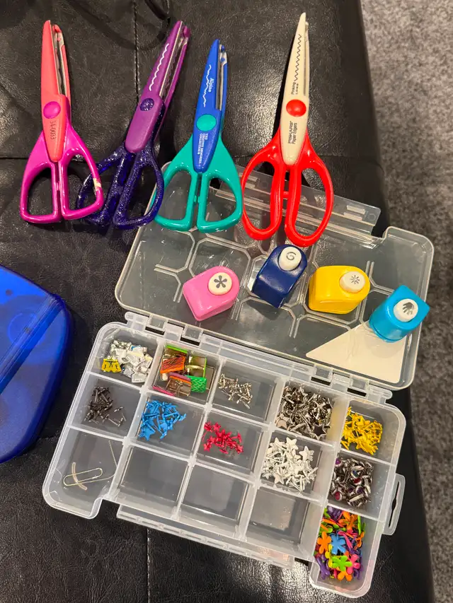 Cricut Cutter with incredible add-ons! - Photo 9