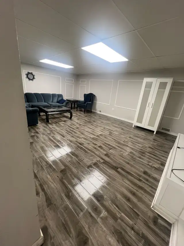 Available 2 bedrooms Basement for rent - Photo 8