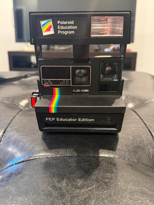 VintagePolaroid Camera - excellent condition
