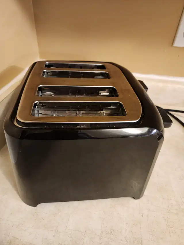 Four-Sice Toaster