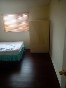 room for rent - Photo 2