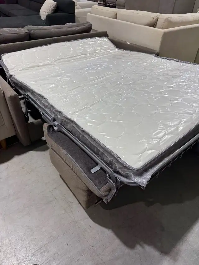 Double sized sofa bed - Photo 4