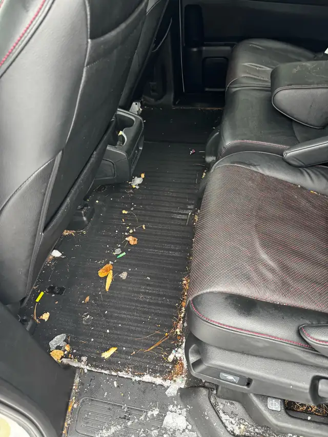 hiring someone to clean cars - Photo 8