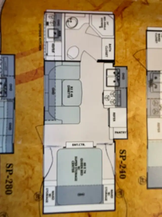 Travel Trailer - Photo 2