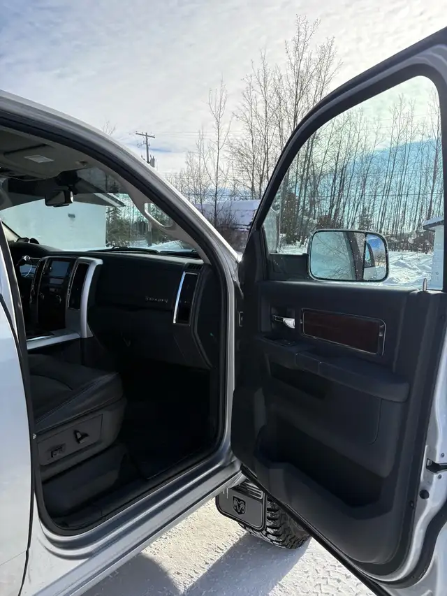 2011 Ram 2500 Laramie Diesel - Photo 10