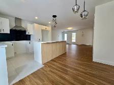 5½ NEUF STYLE CONDO (1300 pi²) – ÎLOT 8’   DOUCHE CÉRAMIQUE   TH - Photo 3