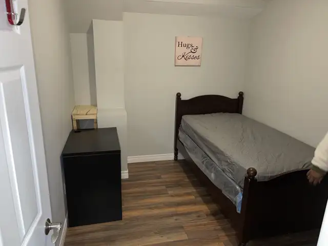 Room for rent - Photo 6