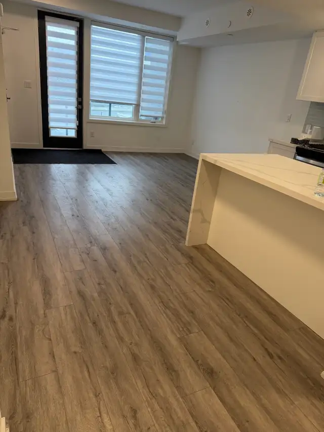 Two bedroom, three bathroom,  parking stacked condo for - Photo 5